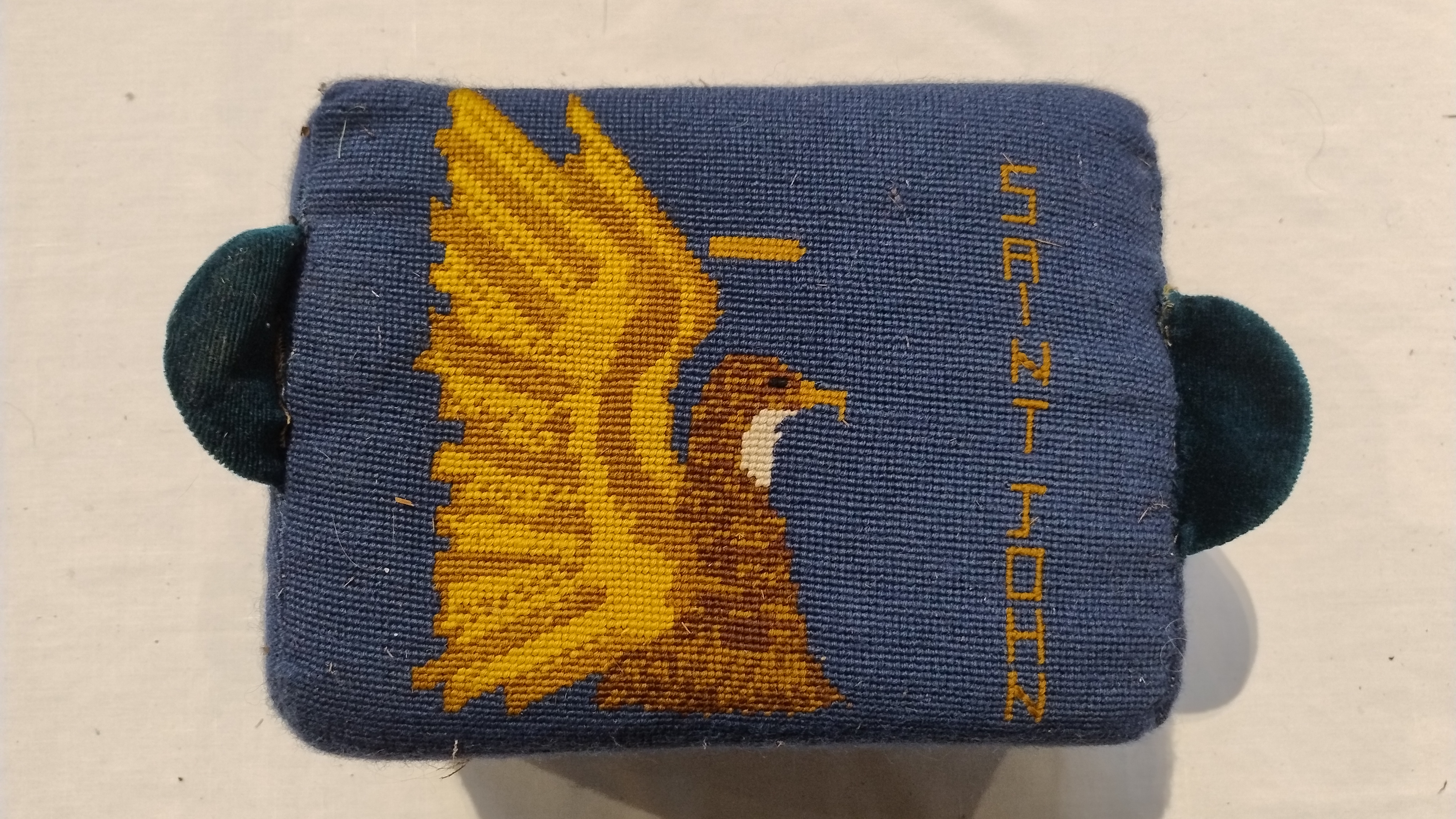 kneeler 4